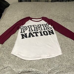 Ladies Pink Victoria Secret l/s top with Pink Nation lettering in front Sz M